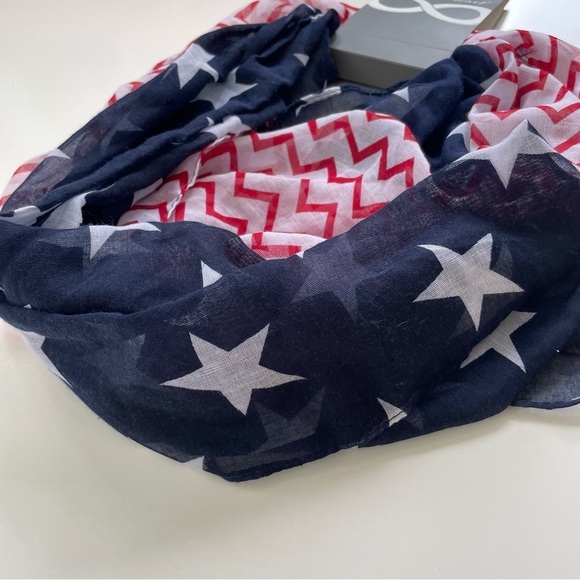 Figure 8 American Flag United State Red White Blue July 4 infinity scarf NWT - Picture 2 of 5